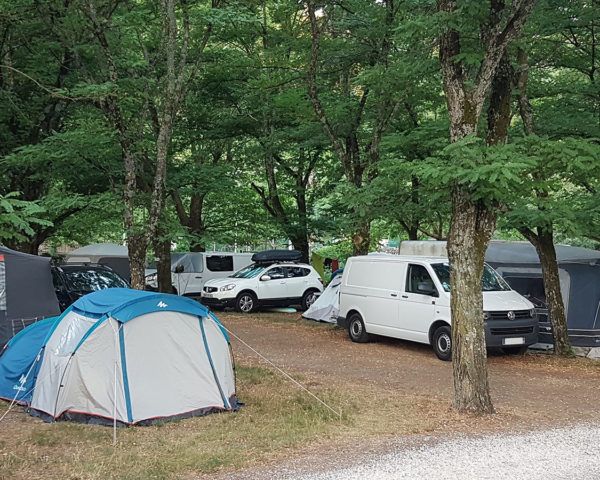 Emplacements du camping